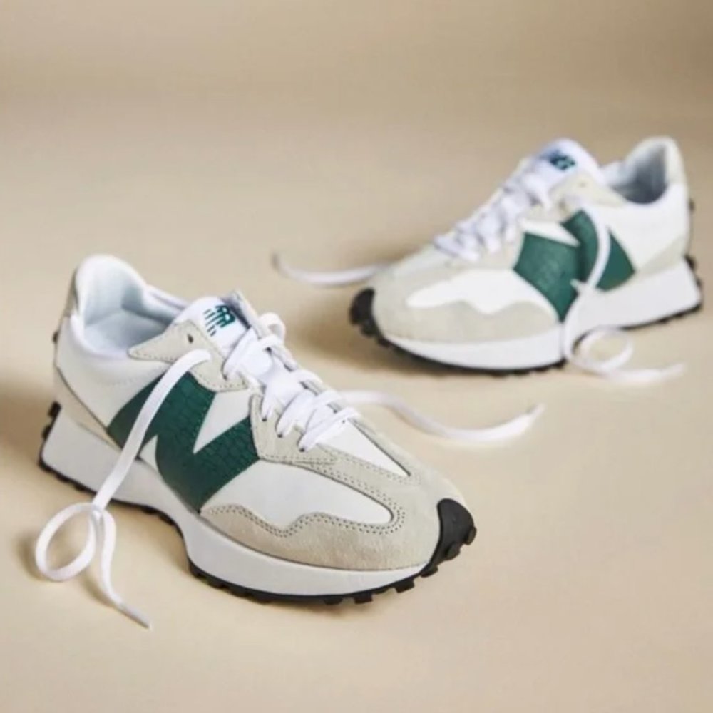 New Balance 327 Casual Sneakers Shoes White Leather Green Logo size 12 - Picture 8 of 8